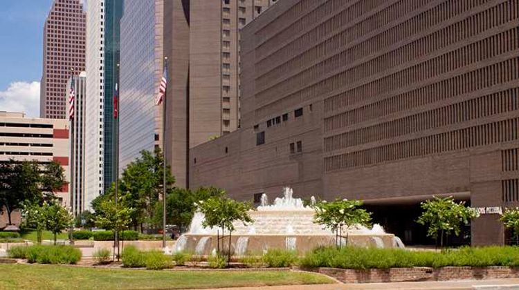 Hyatt Regency Houston Exterior