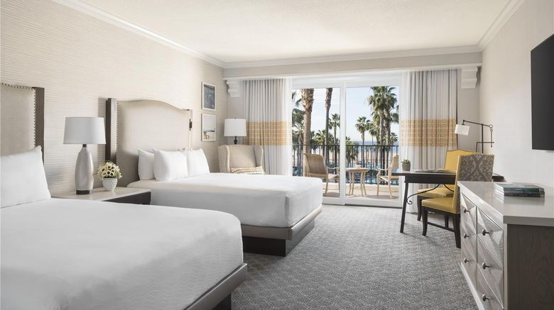 <b>Hyatt Regency Huntington Beach Resort Room</b>. Images powered by <a href="https://iceportal.shijigroup.com/" title="IcePortal" target="_blank">IcePortal</a>.