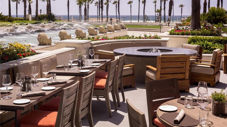 <b>Hyatt Regency Huntington Beach Resort Restaurant</b>. Images powered by <a href="https://iceportal.shijigroup.com/" title="IcePortal" target="_blank">IcePortal</a>.