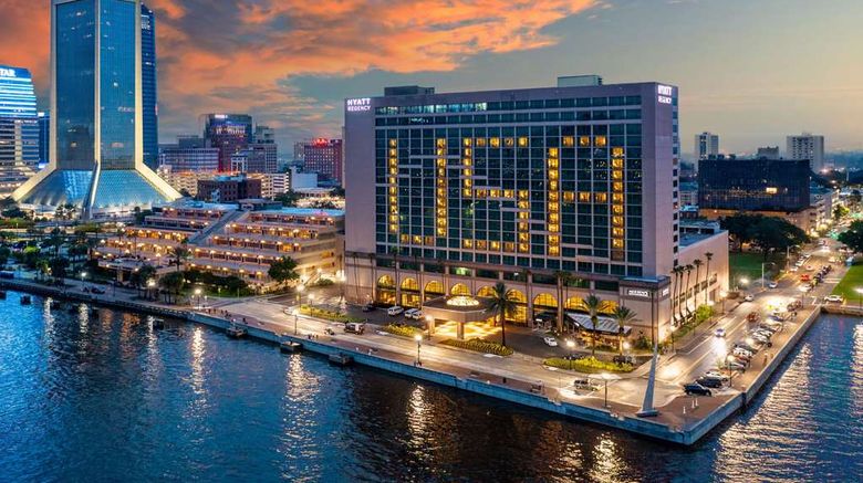 <b>Hyatt Regency Jacksonville Riverfront Exterior</b>. Images powered by <a href="https://iceportal.shijigroup.com/" title="IcePortal" target="_blank">IcePortal</a>.