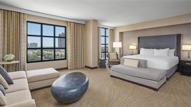 Hyatt Regency La Jolla at Aventine Suite