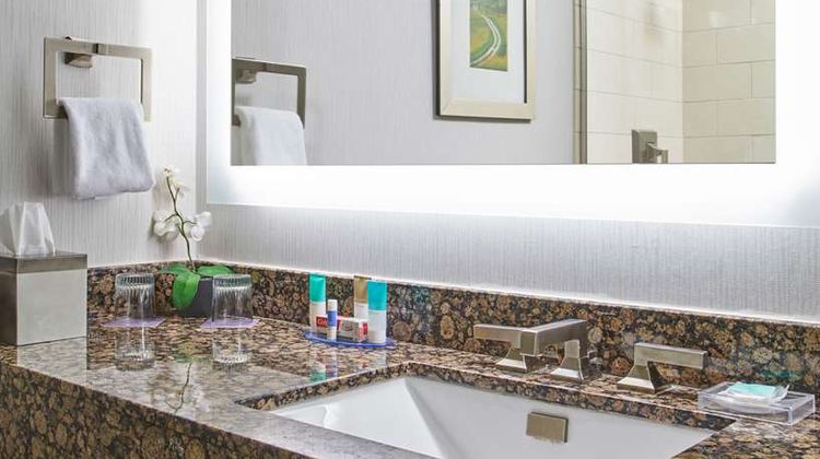 Hyatt Regency Lexington Suite