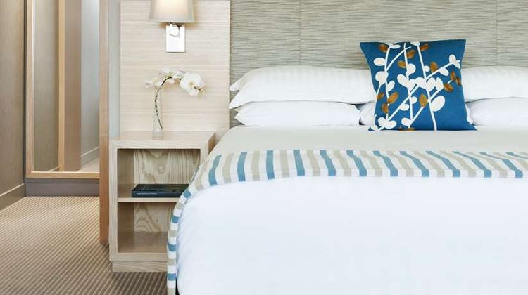 Hyatt Regency Long Beach Room