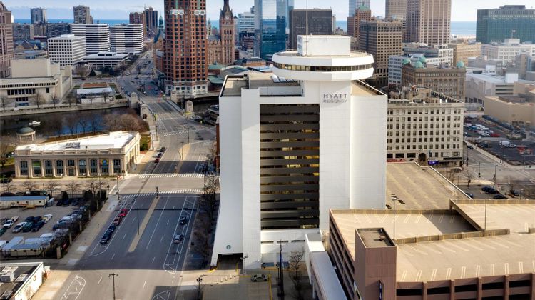 Hyatt Regency Milwaukee Exterior