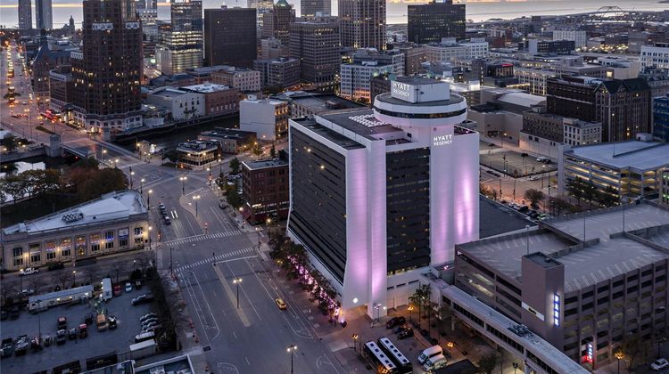 Hyatt Regency Milwaukee Exterior