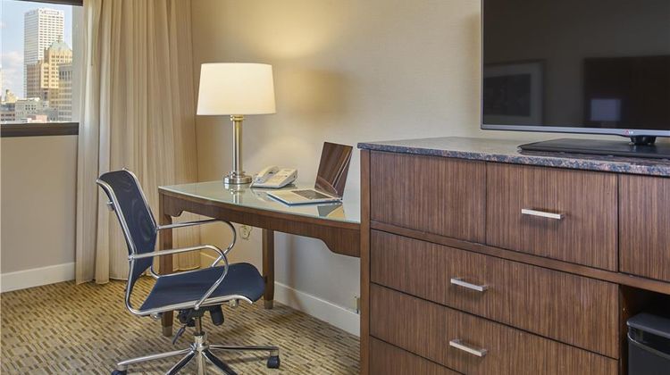 Hyatt Regency Milwaukee Room