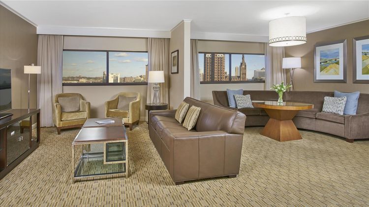 Hyatt Regency Milwaukee Suite
