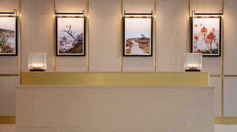 <b>Hyatt Regency Monterey Hotel & Spa Lobby</b>. Images powered by <a href="https://iceportal.shijigroup.com/" title="IcePortal" target="_blank">IcePortal</a>.