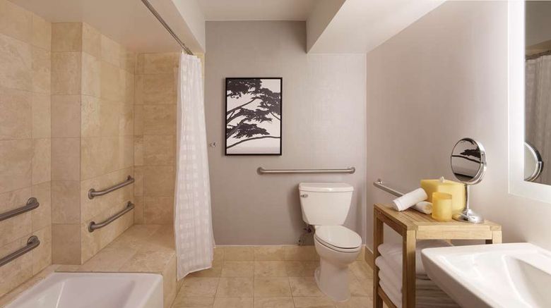 <b>Hyatt Regency Monterey Hotel & Spa Room</b>. Images powered by <a href="https://iceportal.shijigroup.com/" title="IcePortal" target="_blank">IcePortal</a>.