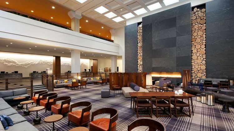Hyatt Regency Minneapolis Lobby