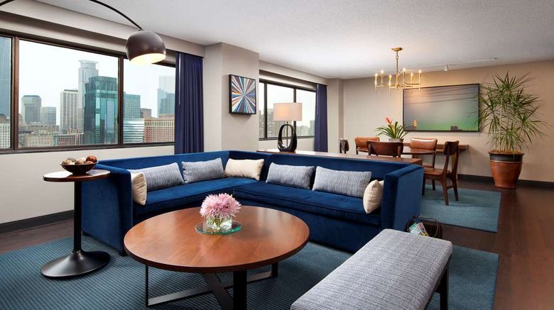 <b>Hyatt Regency Minneapolis Suite</b>. Images powered by <a href="https://iceportal.shijigroup.com/" title="IcePortal" target="_blank">IcePortal</a>.