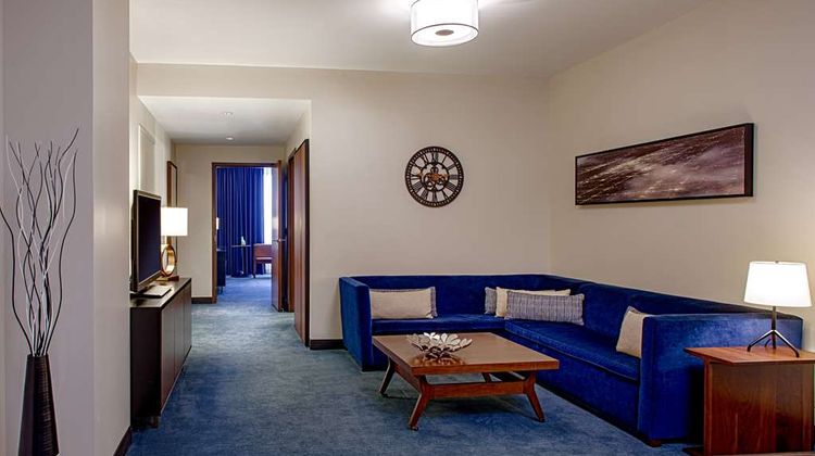Hyatt Regency Minneapolis Suite