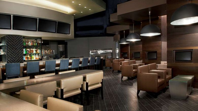 <b>Hyatt Regency New Orleans Restaurant</b>. Images powered by <a href="https://iceportal.shijigroup.com/" title="IcePortal" target="_blank">IcePortal</a>.