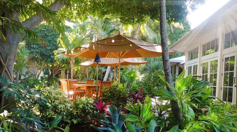 <b>Hyatt Regency Coconut Point Resort & Spa Restaurant</b>. Images powered by <a href="https://iceportal.shijigroup.com/" title="IcePortal" target="_blank">IcePortal</a>.