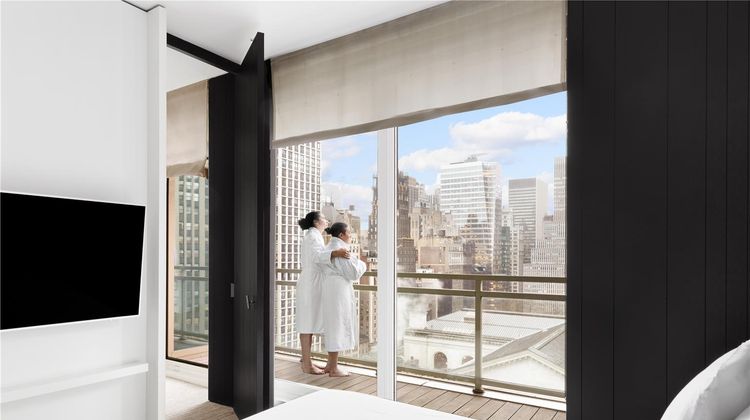 ANdAZ 5th Avenue Suite