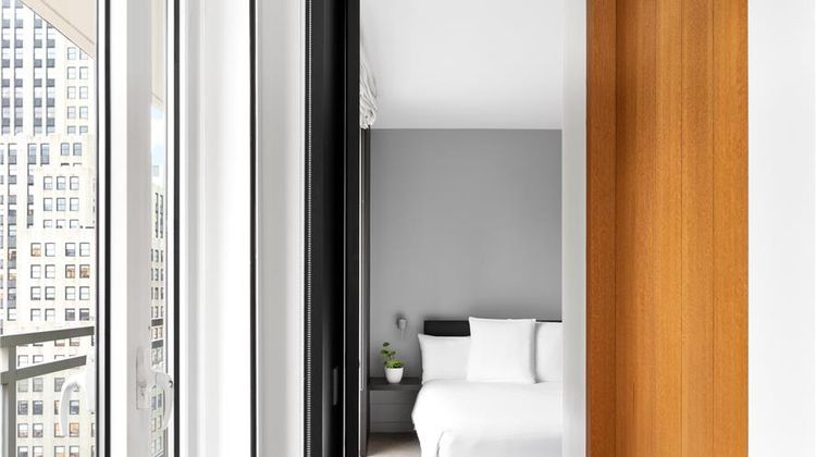 ANdAZ 5th Avenue Suite