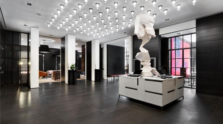 <b>ANdAZ 5th Avenue Lobby</b>. Images powered by <a href="https://iceportal.shijigroup.com/" title="IcePortal" target="_blank">IcePortal</a>.