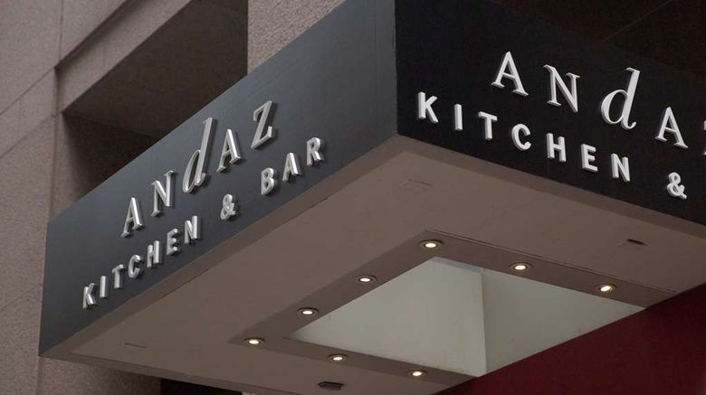 <b>Hyatt Centric Wall Street NYC Restaurant</b>. Images powered by <a href="https://iceportal.shijigroup.com/" title="IcePortal" target="_blank">IcePortal</a>.