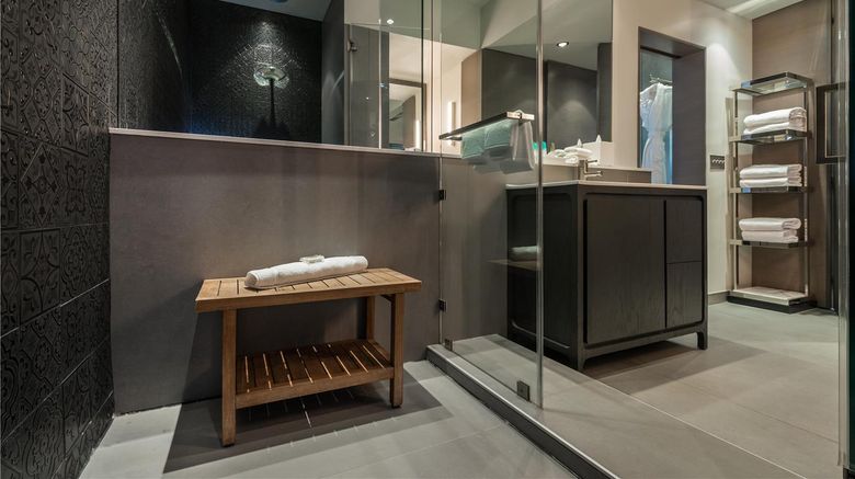 <b>Hyatt Herald Square New York Room</b>. Images powered by <a href="https://iceportal.shijigroup.com/" title="IcePortal" target="_blank">IcePortal</a>.