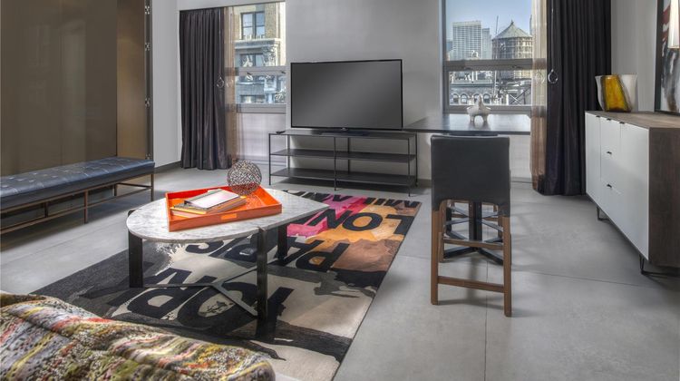 Hyatt Herald Square New York Suite