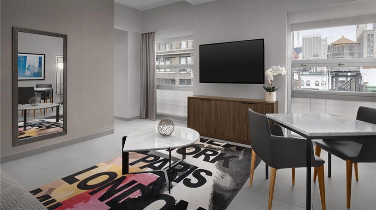 Hyatt Herald Square New York Suite