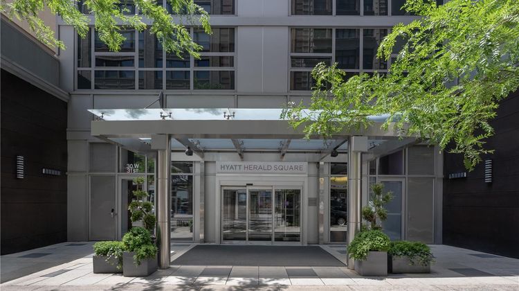 Hyatt Herald Square New York Exterior