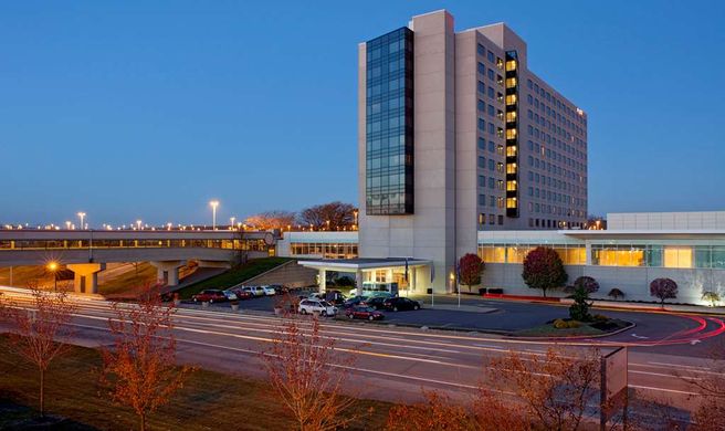Hyatt Regency Pittsburgh Intl Airport Exterior