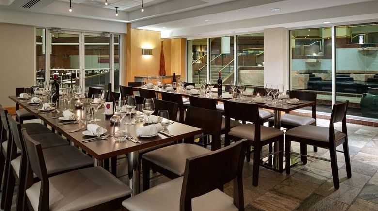 <b>Hyatt Regency Princeton Restaurant</b>. Images powered by <a href="https://iceportal.shijigroup.com/" title="IcePortal" target="_blank">IcePortal</a>.