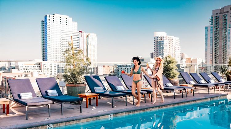 ANdAZ San Diego Pool