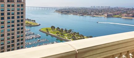 Manchester Grand Hyatt San Diego Exterior