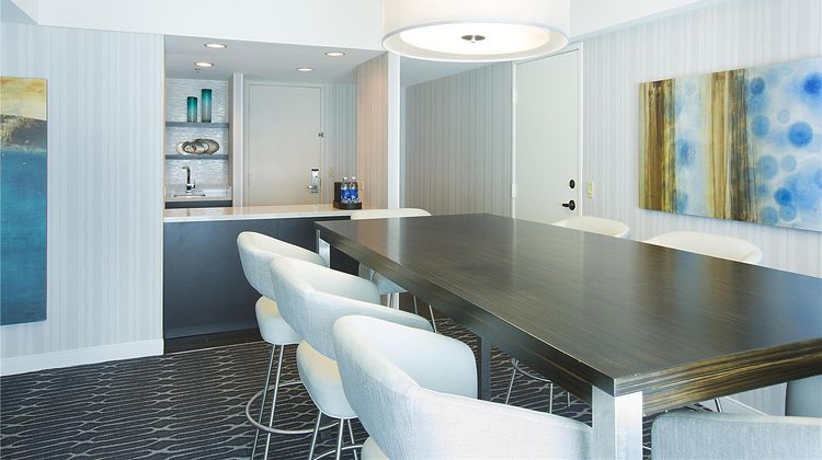 Manchester Grand Hyatt San Diego Suite