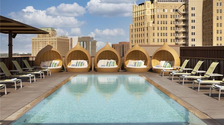 Hyatt Regency San Antonio Riverwalk Pool
