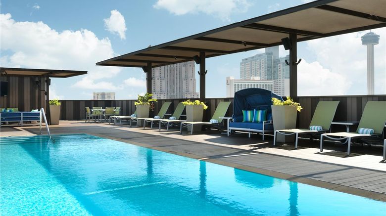 <b>Hyatt Regency San Antonio Riverwalk Pool</b>. Images powered by <a href="https://iceportal.shijigroup.com/" title="IcePortal" target="_blank">IcePortal</a>.