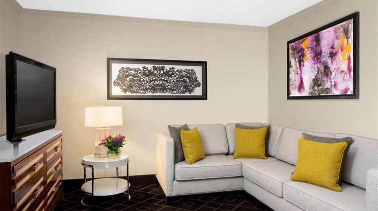 Hyatt Regency Savannah Suite