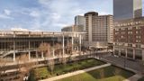 <b>Hyatt Regency Louisville Exterior</b>. Images powered by <a href="https://iceportal.shijigroup.com/" title="IcePortal" target="_blank">IcePortal</a>.