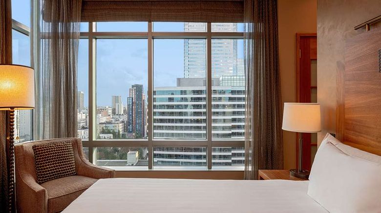 <b>Grand Hyatt Seattle Room</b>. Images powered by <a href="https://iceportal.shijigroup.com/" title="IcePortal" target="_blank">IcePortal</a>.