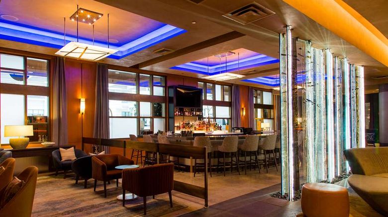 <b>Grand Hyatt Seattle Restaurant</b>. Images powered by <a href="https://iceportal.shijigroup.com/" title="IcePortal" target="_blank">IcePortal</a>.