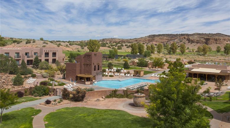 <b>Hyatt Regency Tamaya Resort & Spa Pool</b>. Images powered by <a href="https://iceportal.shijigroup.com/" title="IcePortal" target="_blank">IcePortal</a>.