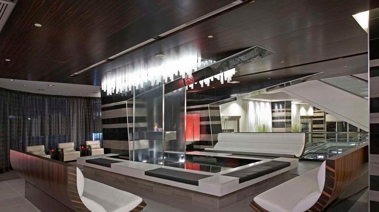 Hyatt Regency Toronto Lobby