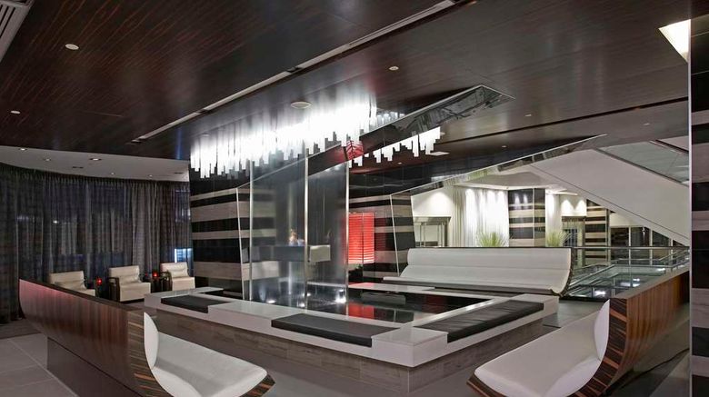 <b>Hyatt Regency Toronto Lobby</b>. Images powered by <a href="https://iceportal.shijigroup.com/" title="IcePortal" target="_blank">IcePortal</a>.