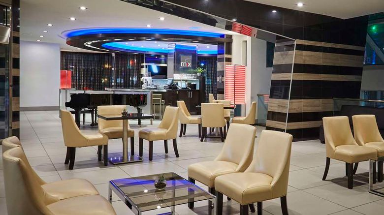 <b>Hyatt Regency Toronto Restaurant</b>. Images powered by <a href="https://iceportal.shijigroup.com/" title="IcePortal" target="_blank">IcePortal</a>.