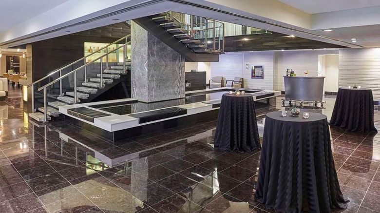<b>Hyatt Regency Toronto Restaurant</b>. Images powered by <a href="https://iceportal.shijigroup.com/" title="IcePortal" target="_blank">IcePortal</a>.