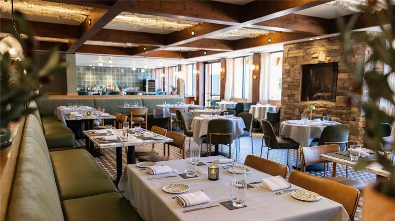 <b>Hyatt Regency Lake Tahoe Resort, Spa Restaurant</b>. Images powered by <a href="https://iceportal.shijigroup.com/" title="IcePortal" target="_blank">IcePortal</a>.