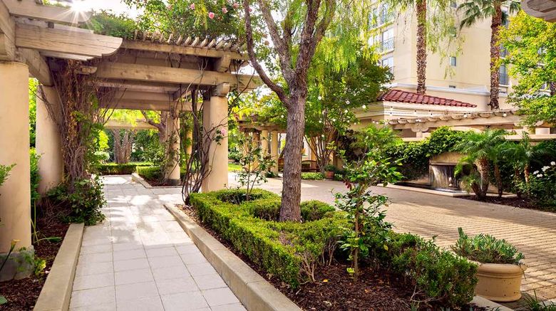 <b>Hyatt Regency Valencia Recreation</b>. Images powered by <a href="https://iceportal.shijigroup.com/" title="IcePortal" target="_blank">IcePortal</a>.
