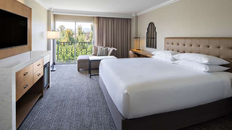 <b>Hyatt Regency Valencia Room</b>. Images powered by <a href="https://iceportal.shijigroup.com/" title="IcePortal" target="_blank">IcePortal</a>.