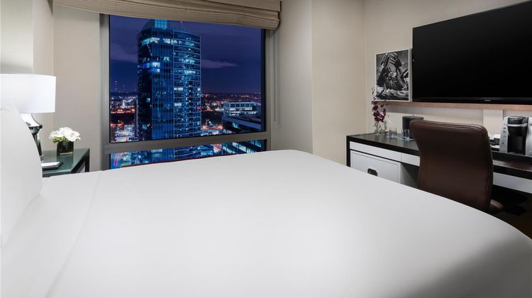 Hyatt Centric Arlington Room