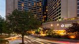<b>Hyatt Regency Crystal City at DCA Arpt Exterior</b>. Images powered by <a href="https://iceportal.shijigroup.com/" title="IcePortal" target="_blank">IcePortal</a>.