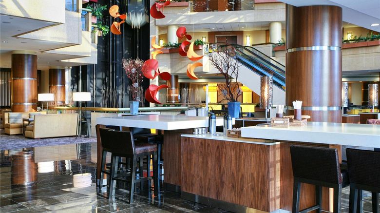 <b>Hyatt Regency Crystal City at DCA Arpt Lobby</b>. Images powered by <a href="https://iceportal.shijigroup.com/" title="IcePortal" target="_blank">IcePortal</a>.