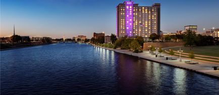 Hyatt Regency Wichita Exterior