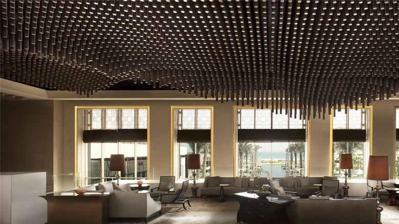 <b>Park Hyatt Abu Dhabi Lobby</b>. Images powered by <a href="https://iceportal.shijigroup.com/" title="IcePortal" target="_blank">IcePortal</a>.